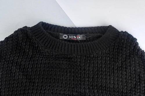 طقم بدلة تريكو جودة عالية ، بتصميم عصري وجذاب ، لو...