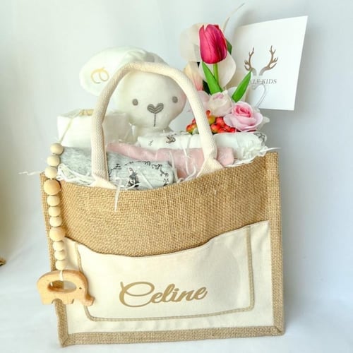 حقيبة إلينا