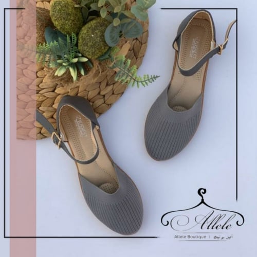 صندل نسائي انيق برباط اسوره