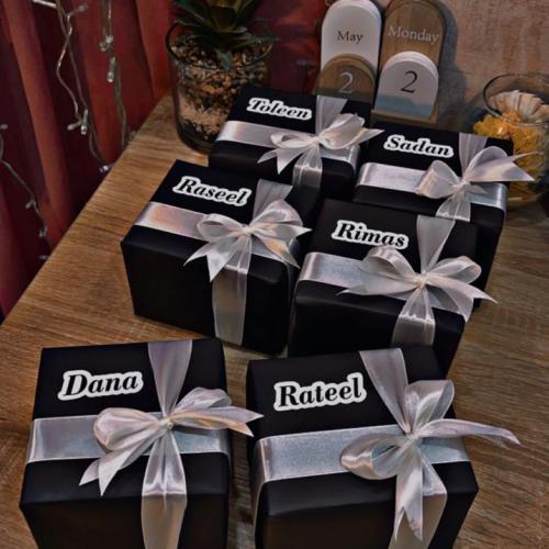 اكواب بتصميم التخرج+تغليف