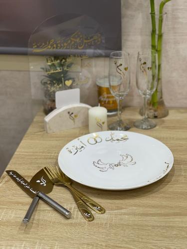 طقم ملكة ٩ قطع