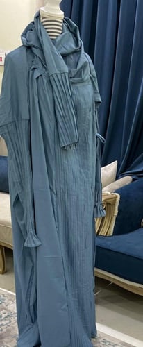 بوكس سجادة جلال مفتوح مع مصحف مخمل