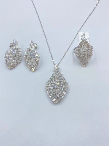 نصف طقم عيار 18