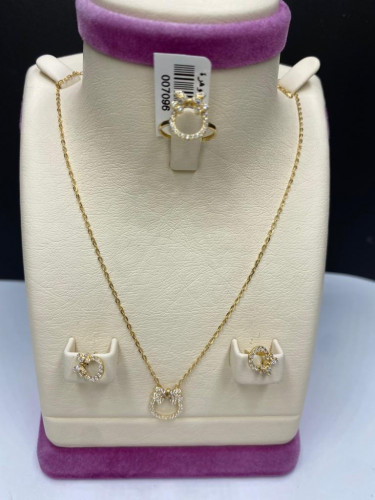 نصف طقم ذهب عيار 18