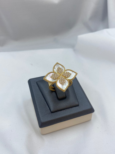 خاتم عيار 18