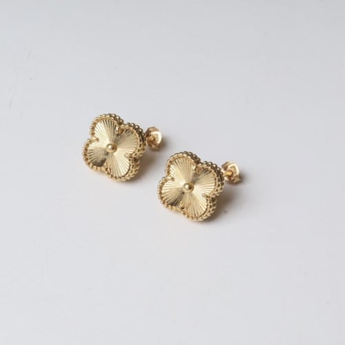 نصف طقم عيار 18