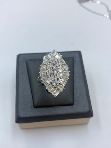 نصف طقم عيار 18