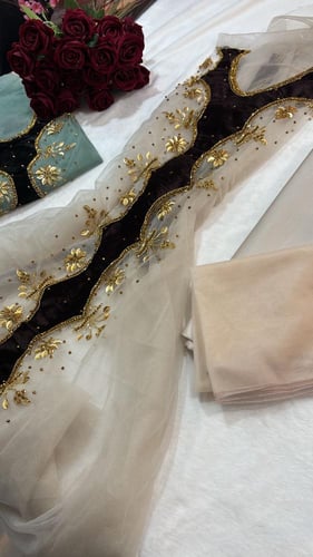 كرستال مع تور