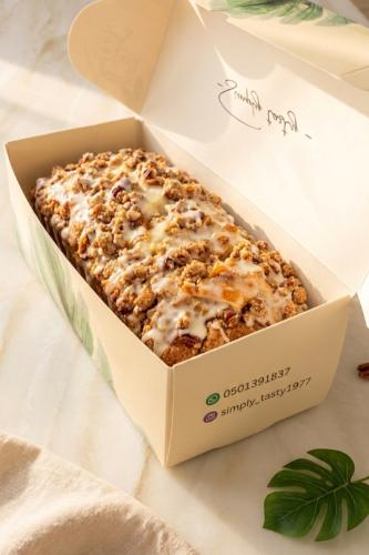 Apple fritter cake تتوفر بعد ال٥ وسط الاسبوع