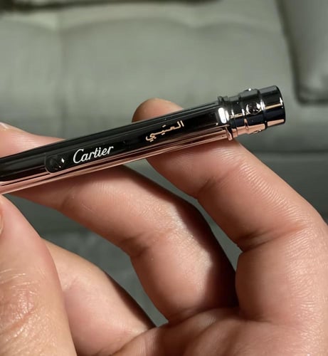 قلم رجالي انيق بالاسم