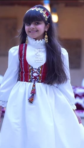 تنوره وتيشيرت يوم التأسيس