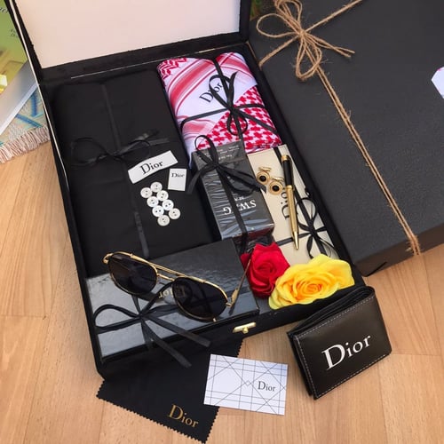 طقم رجالي ديور شتوي