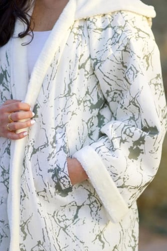 فروة أنيقة بالاسم