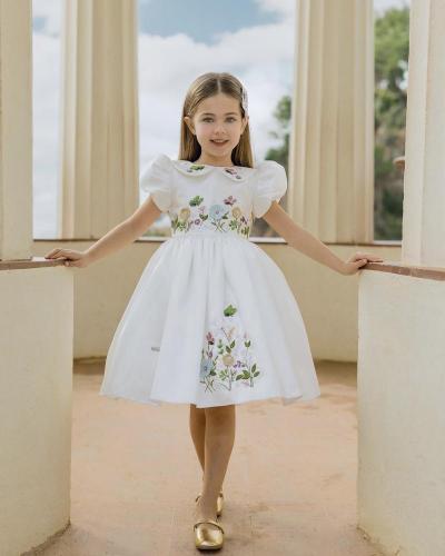 فستان الفراشات و الزهور الأبيض