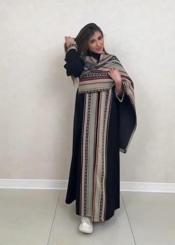 بشت نسائي جوخ شتوي مطرز بسدو