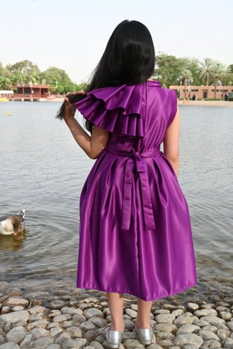 فستان كلاسيك بنفسجي