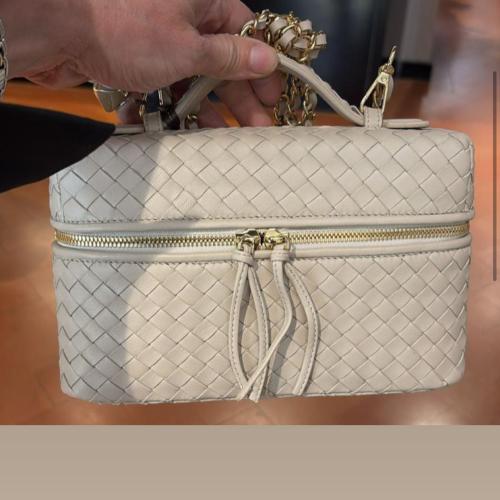 شنطه بوتيقا قيوتي