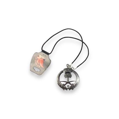 قلادة سيفين ونخلة اسود للسيارات