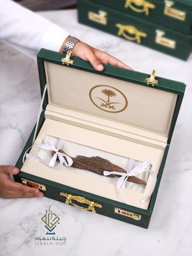 كسره عود هندي طبيعي J2