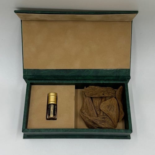 بوكس الأحمد للإهداء