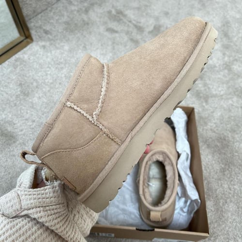 UGG KIDS Classic Ultra Mini Platform Boots