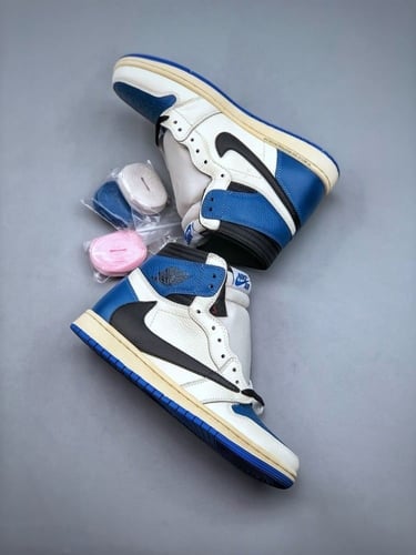 AIR JORDAN 1 HIGH X TRAVIS SCOTT X FRAGMENT DESIGN