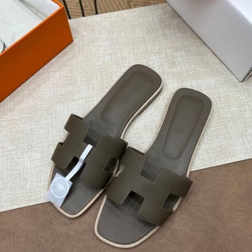 ‏ Hermès Oran slipper