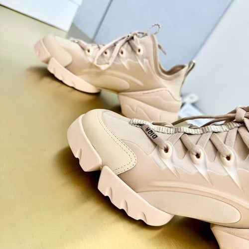 Dior D-Connect Fuchsia