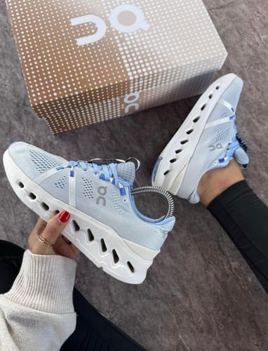 On running Cloudsurfer White/Blue