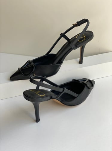 Valentino Garavani V LOGO Slingback Pumps 80mm