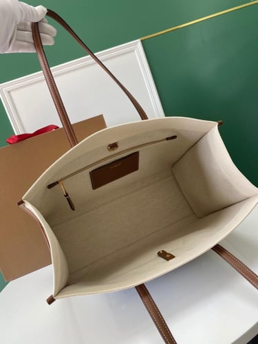 Burberry tote bag