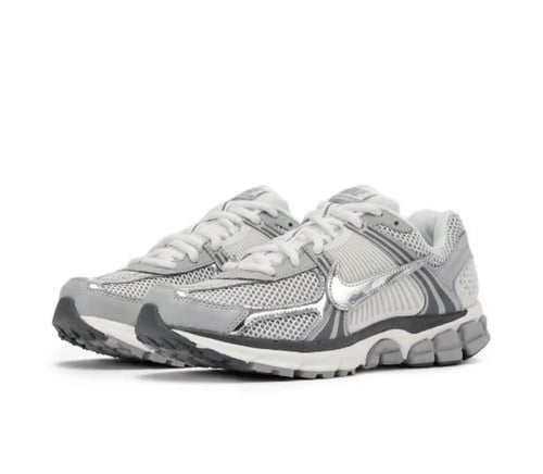 Nike Air Zoom Vomero 5 'Photon Dust Metallic silve...