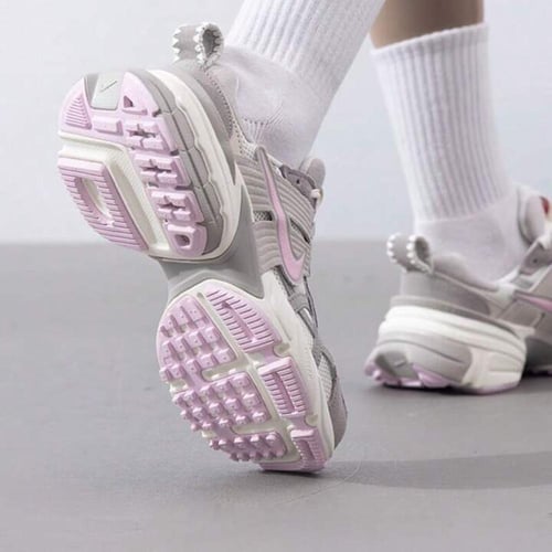 Nike Wmns V2K Run 'Valentine's Day 2025'