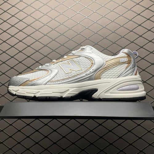 NEW BALANCE 530 White / Silver/Gold