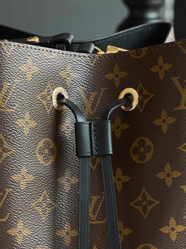 LOUIS VUITTON NéoNoé MM -Monogram/ Black