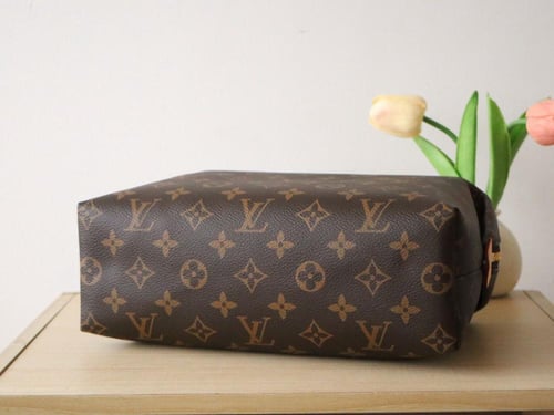 LOUIS VUITTON Packing Tube bag