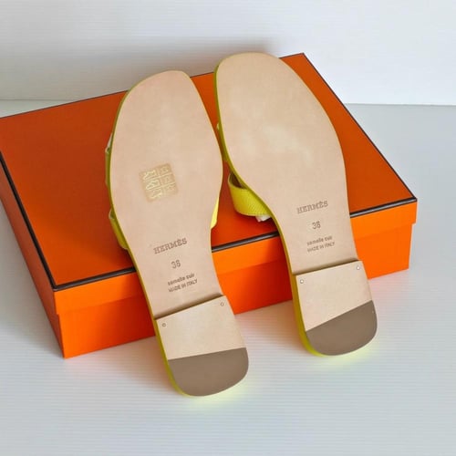 ‏ Hermès Oran Yellow slipper
