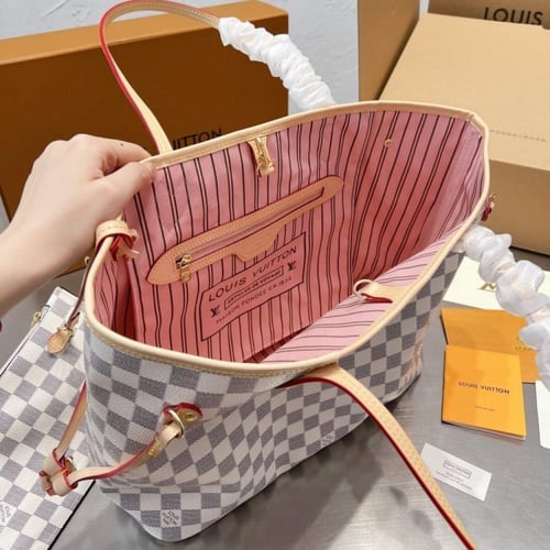 LOUIS VUITTON Neverfull MM -Rose Ballerine