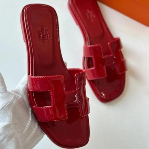 ‏ Hermès Oran burgandy slipper