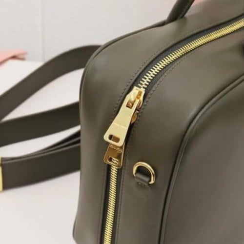 Miu Miu logo-embossed leather shoulder bag