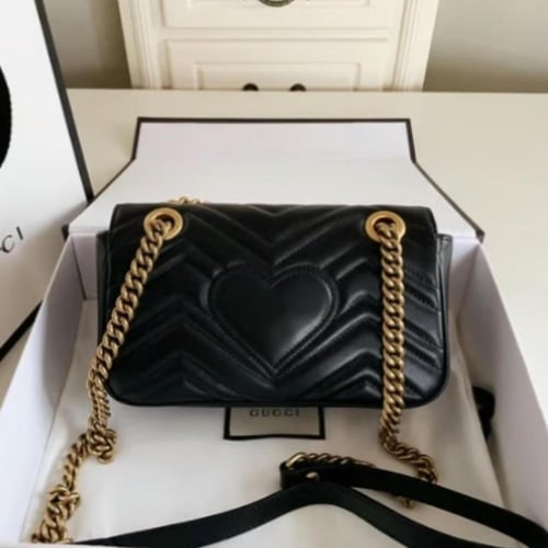 GG Marmont Small leather shoulder bag Black