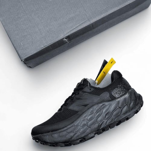 New Balance Fresh Foam More Trail v3 'Black
