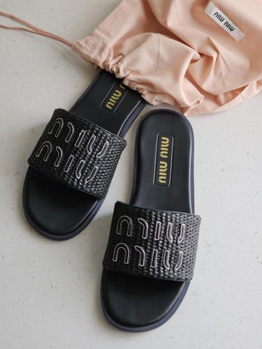 MIU MIU Black slipper