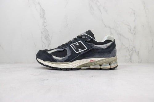 New Balance 2002R Black Grey