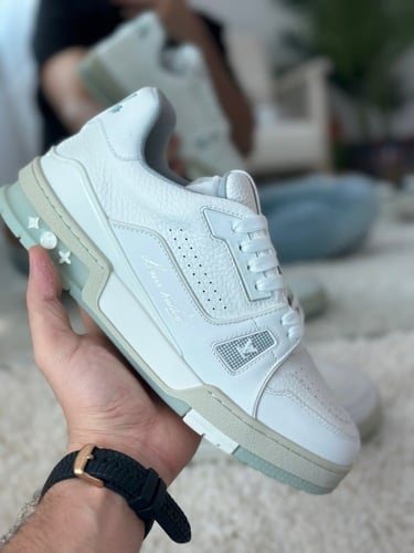 LOUIS VUITTON LV Trainer Sneaker LV 11 White Monog...
