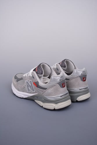 NEW BALANCE MADE IN US 990V3