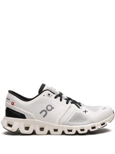 On Running Cloud X 3 sneakers white/black