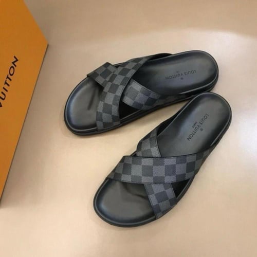 louis vuitton slippers Gray and Black