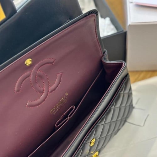 Classic Handbag -Black