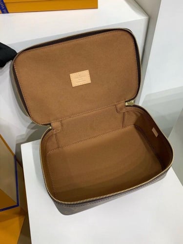 LOUIS VUITTON Packing Tube bag